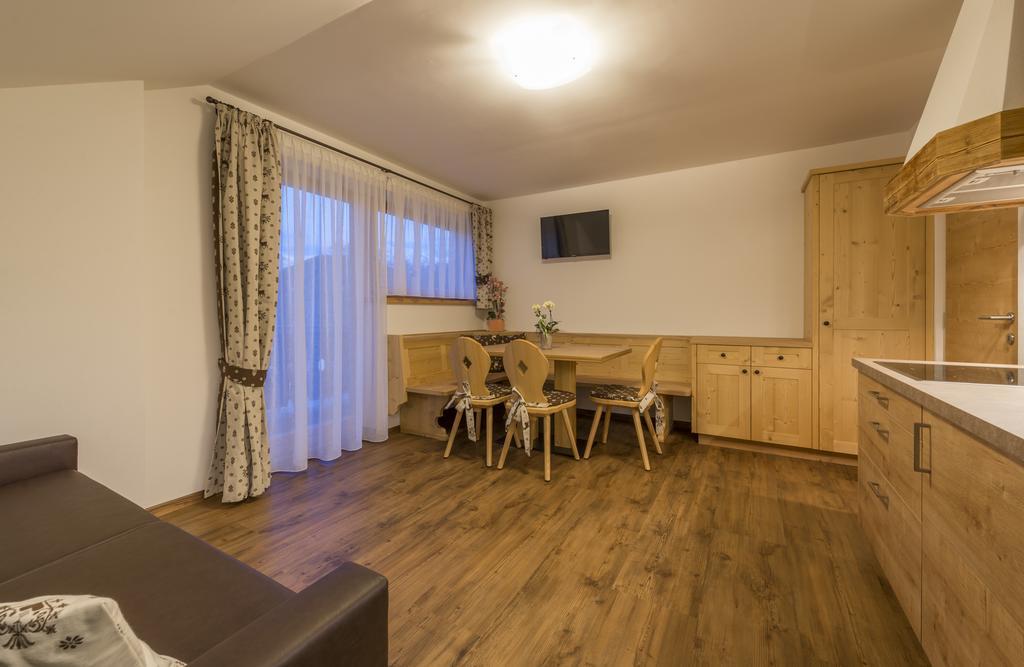 Waldheim Appartements ブレッサノーネ 部屋 写真